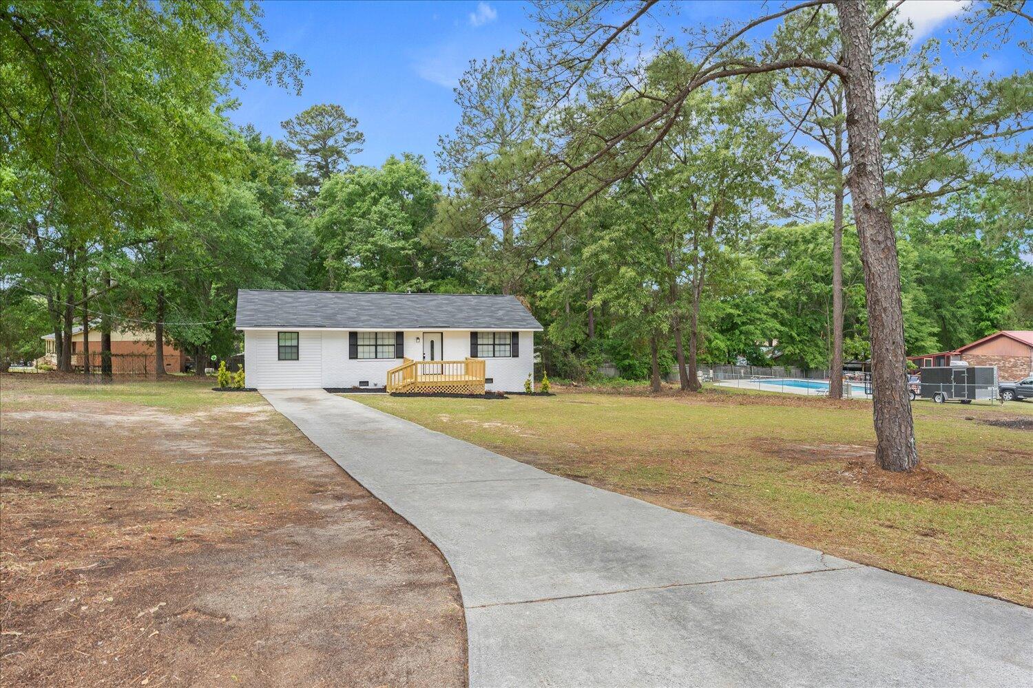 113 Rivers Circle Thomson, GA 30824 - Photo 2 of 20 02-113 Rivers Cir 02