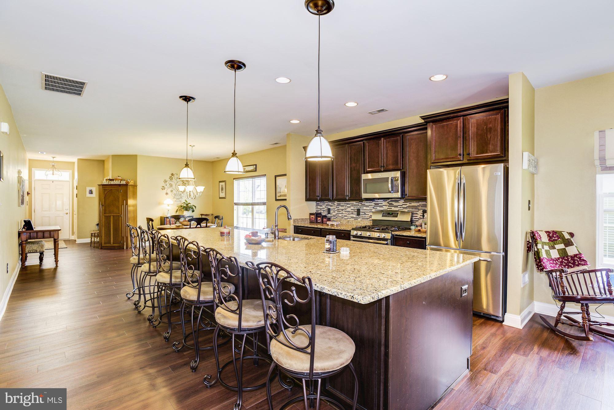 323 Heritage Loop Glassboro, NJ 08028 - Photo 15 of 30 Room for everyone in this kitchen!