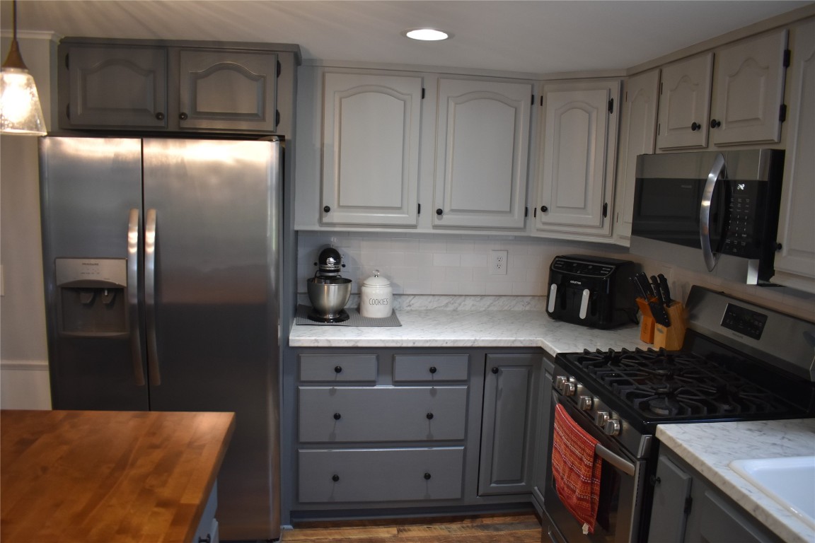 360 Orchard Road Great Bend, PA 18821 - Photo 4 of 49