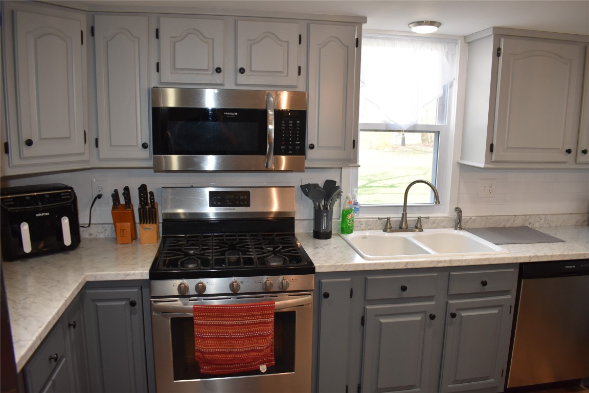 360 Orchard Road Great Bend, PA 18821 - Photo 5 of 49