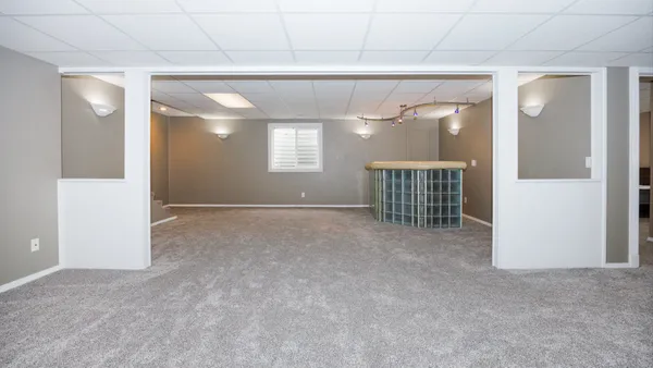 $282,500 | 8 Rock Garden Court, Unit 1, Bloomington, IL 61704