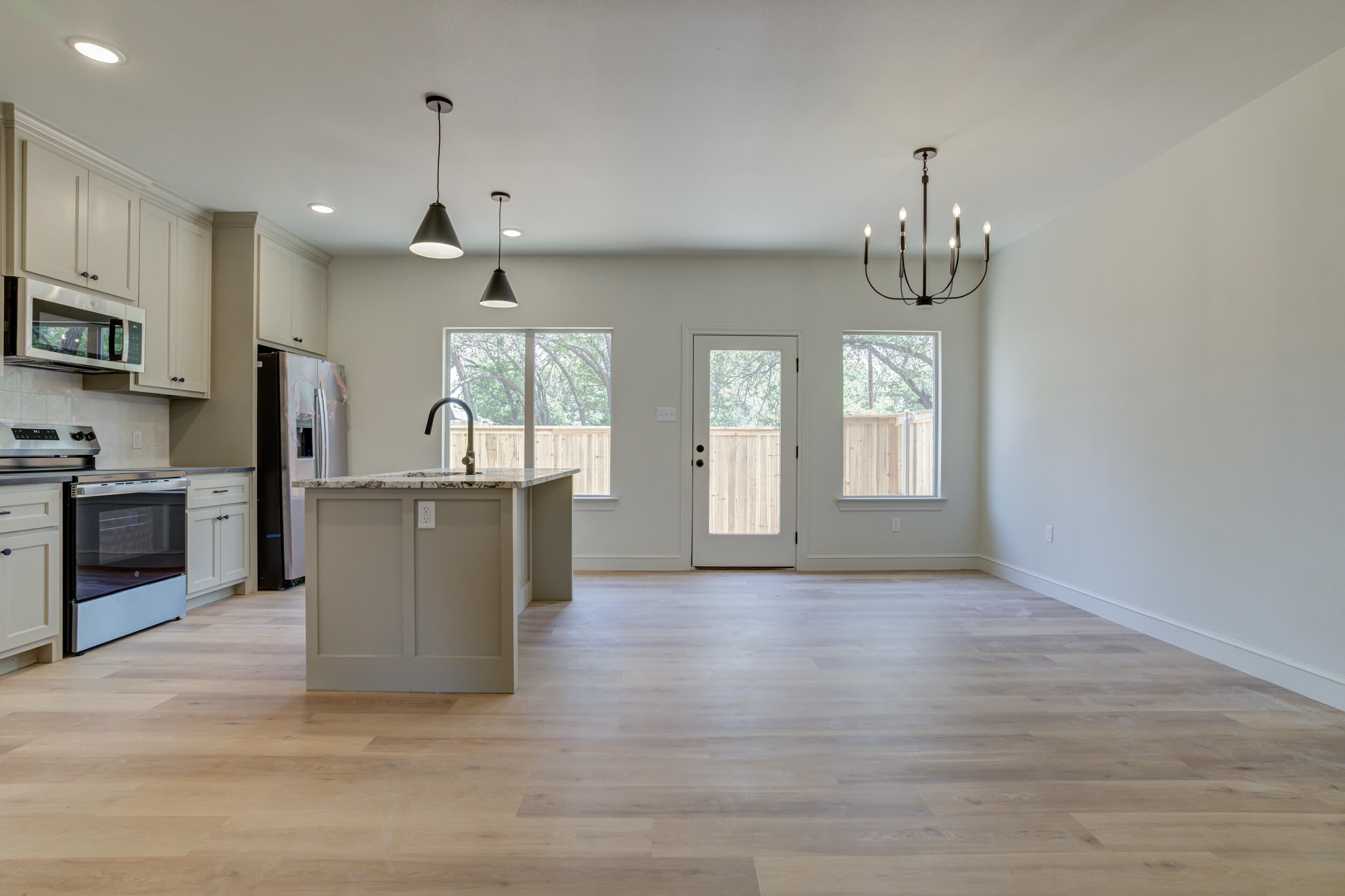 3423 24th Street Lubbock, TX 79410 - Photo 6 of 18 IMG_9068