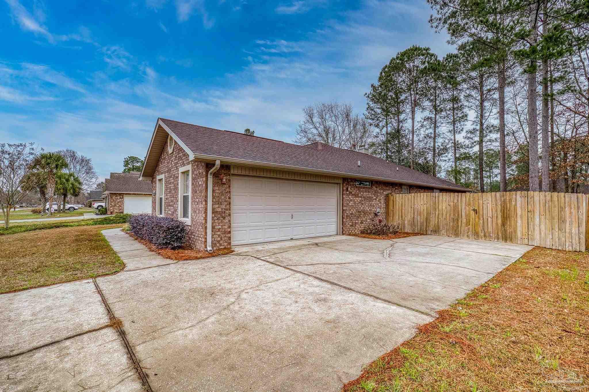 6042 Stonechase Boulevard Pace, FL 32571 - Photo 8 of 57