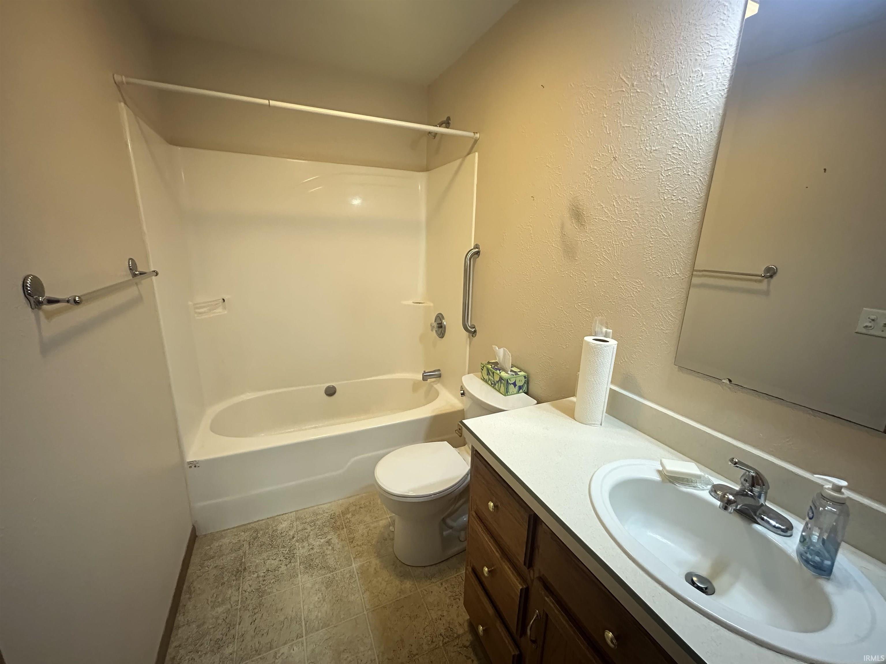 5390 East Brown Road Leesburg, IN 46538 - Photo 17 of 32