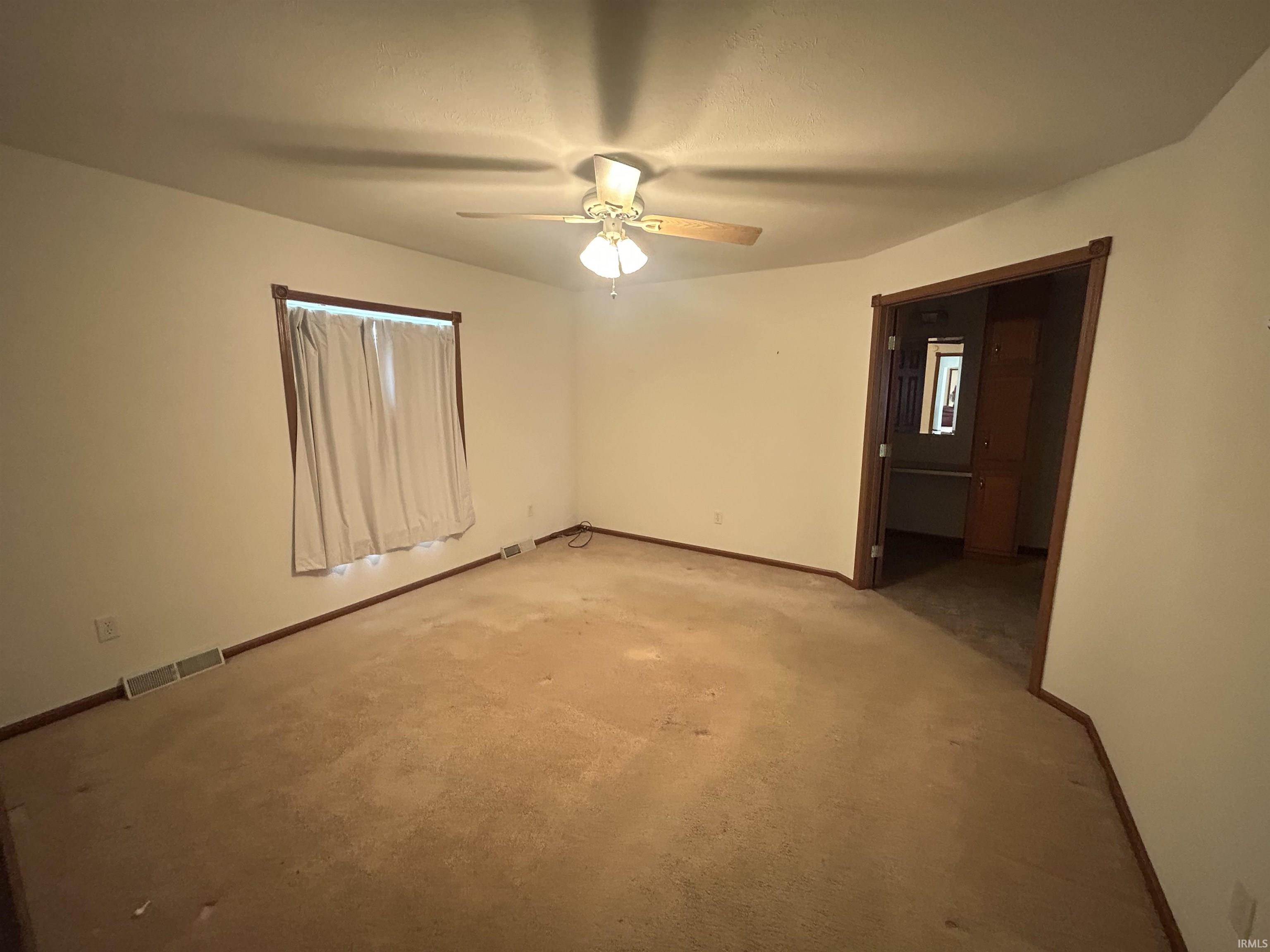 5390 East Brown Road Leesburg, IN 46538 - Photo 18 of 32