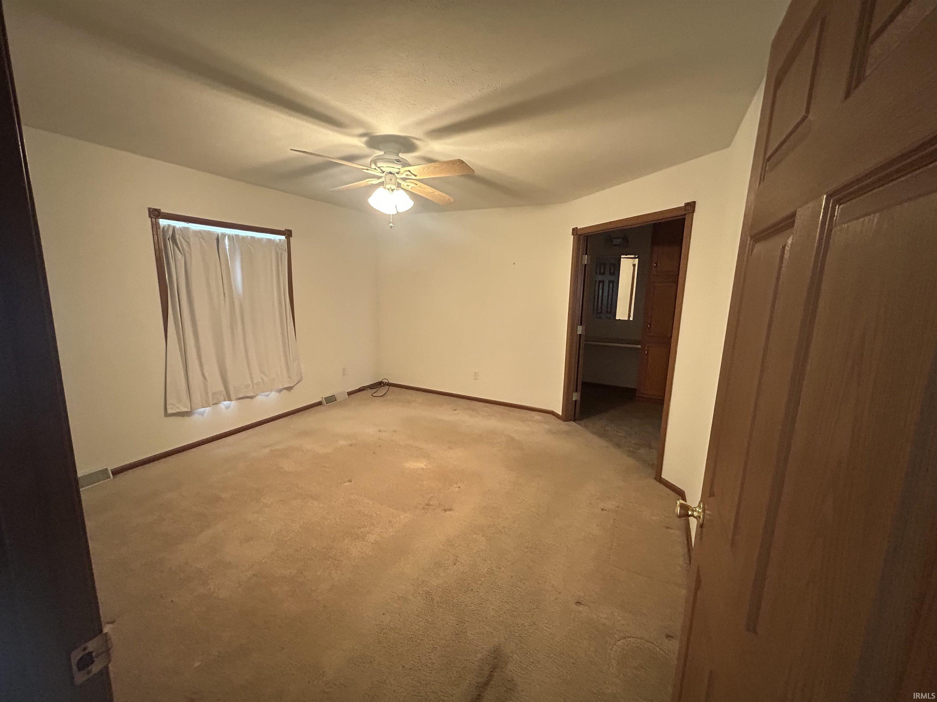 5390 East Brown Road Leesburg, IN 46538 - Photo 19 of 32