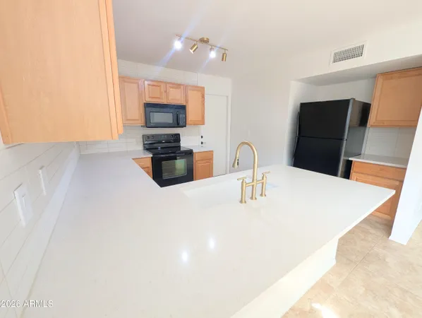 $1,995 | 11807 North 76th Avenue, Peoria, AZ 85345