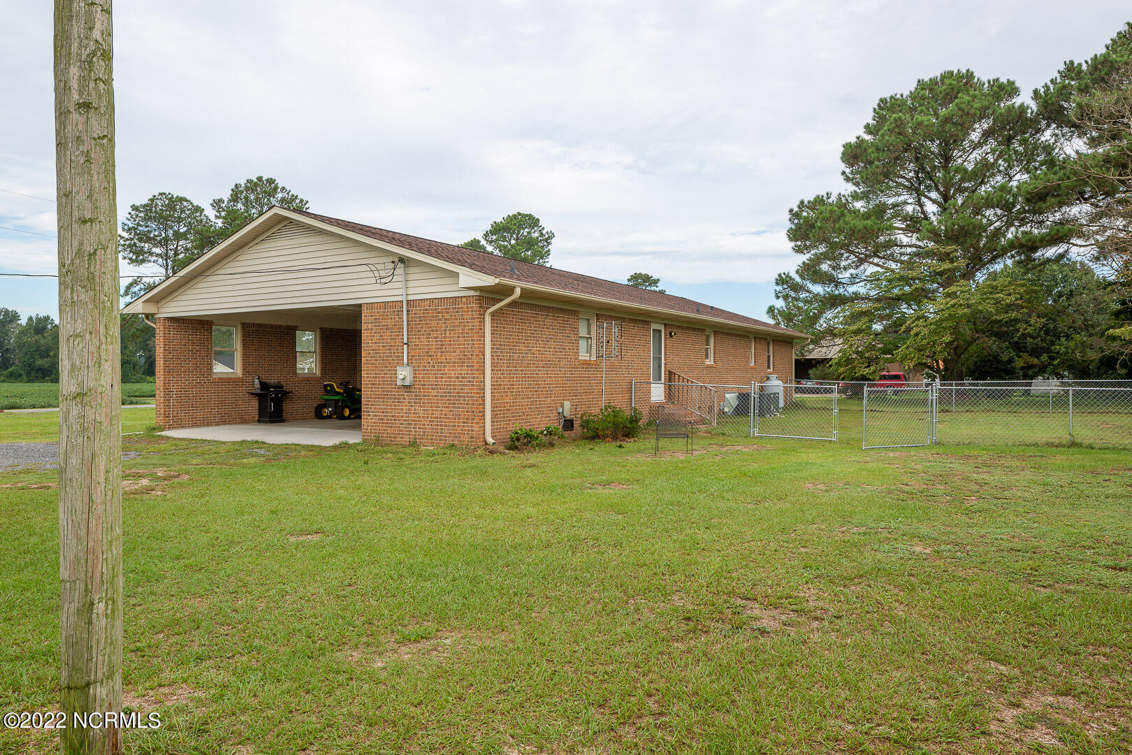 3211 Bud Johnson Road Clinton, NC 28328 - Photo 27 of 30 3211 Bud Johnson Rd-76