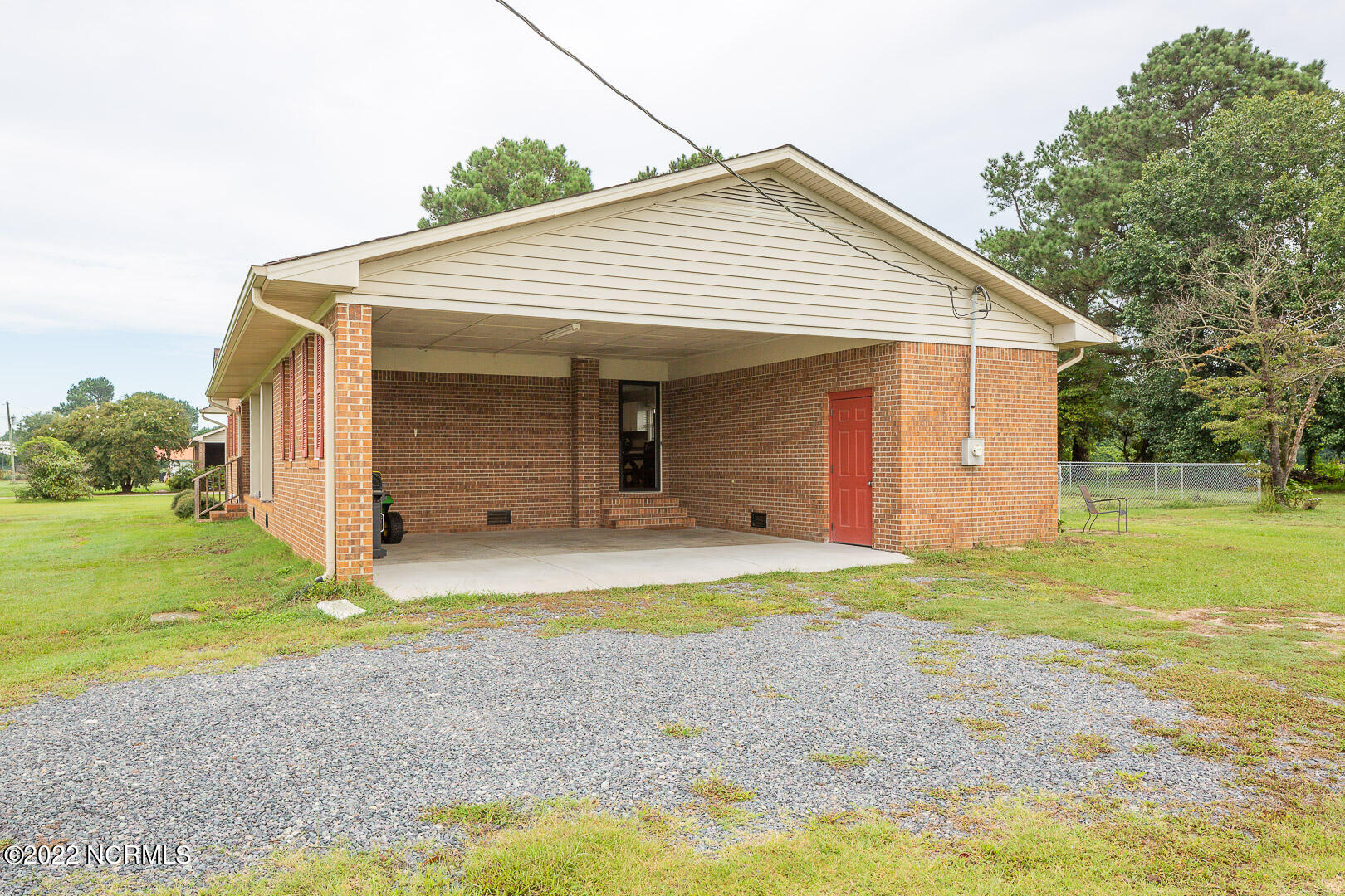 3211 Bud Johnson Road Clinton, NC 28328 - Photo 4 of 30 3211 Bud Johnson Rd-53