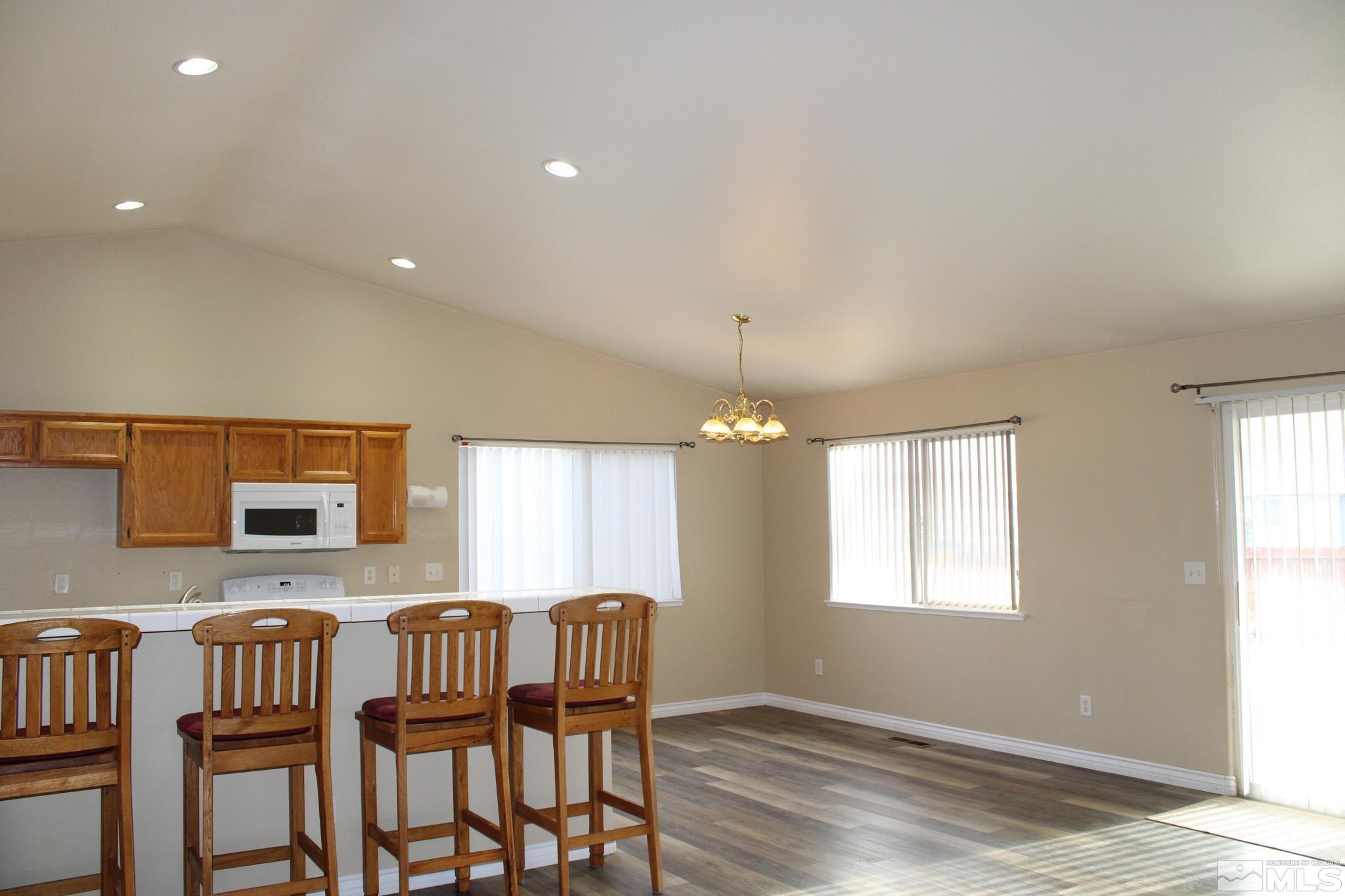 271 Emigrant Way Fernley, NV 89408 - Photo 8 of 40 Photo 8