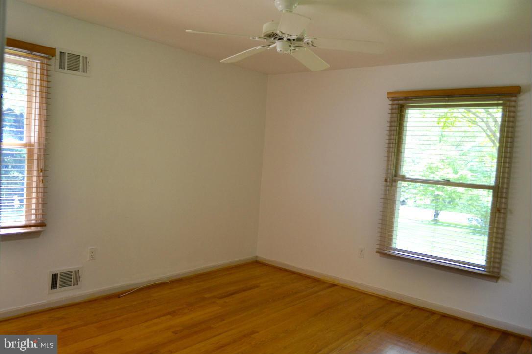 2141 Marymont Road Silver Spring, MD 20906 - Photo 14 of 30 Bedroom 3