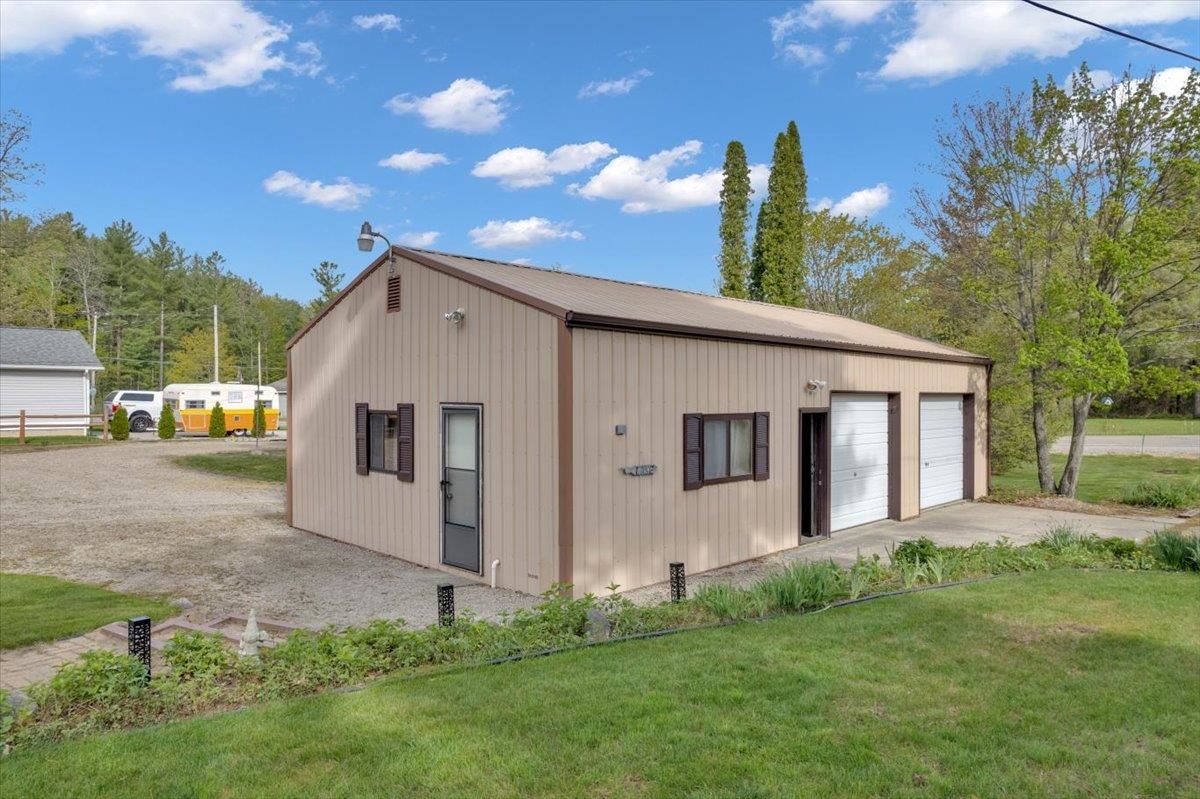 8657 Kokosing Road Hale, MI 48739 - Photo 9 of 32 1934019-92c23236-e8a1-463e-9b67-59a0c87cf3de.JPG