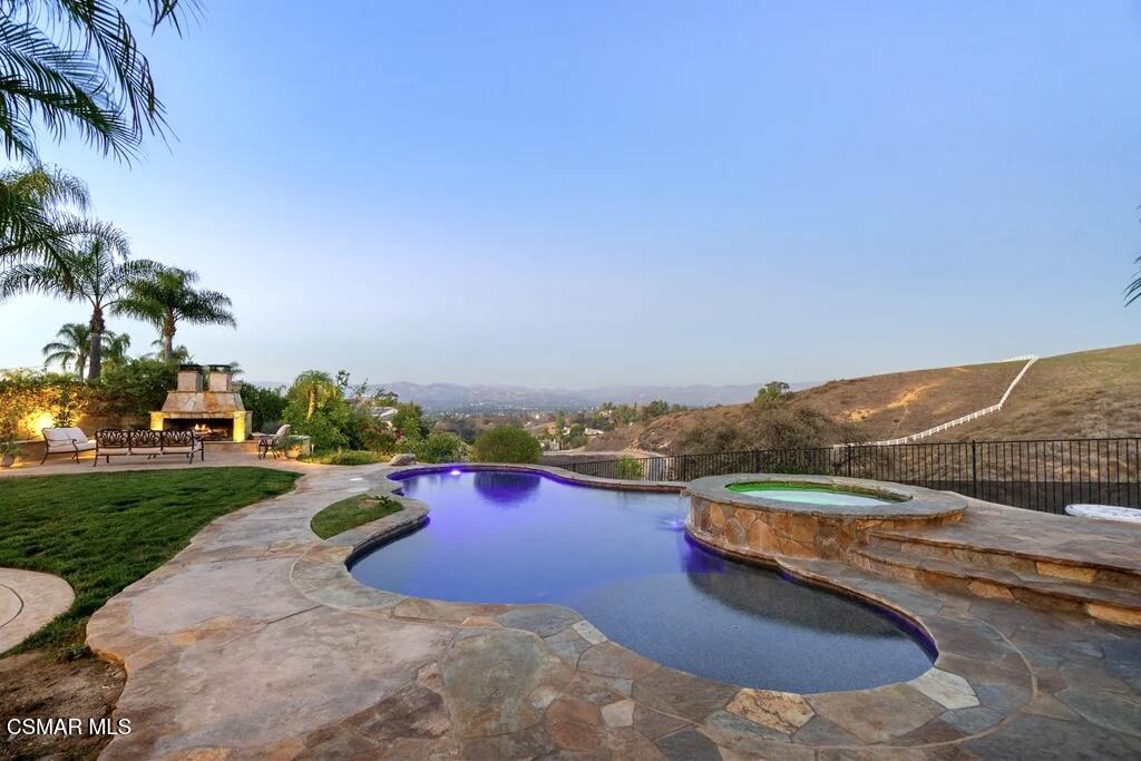 490 Peter Place Simi Valley, CA 93065 - Photo 3 of 51 IMG_3848