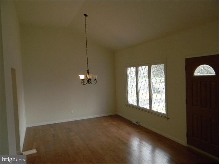 1411 Sinkler Road Warminster, PA 18974 - Photo 4 of 23 Dining Room