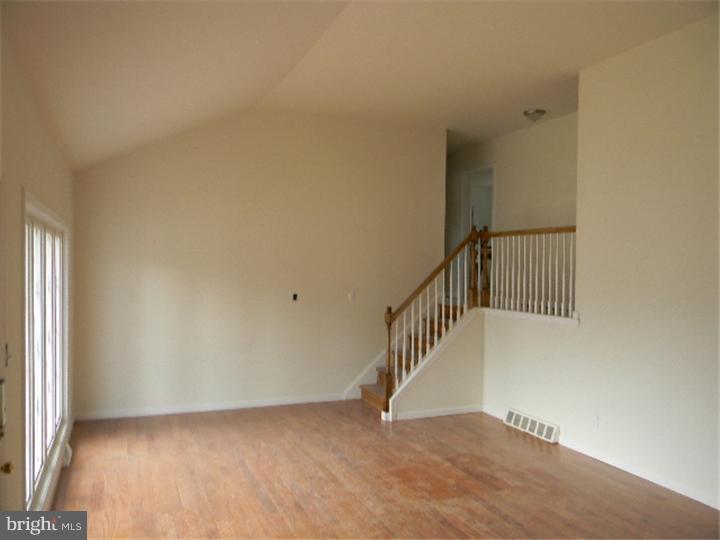 1411 Sinkler Road Warminster, PA 18974 - Photo 5 of 23 Living Room