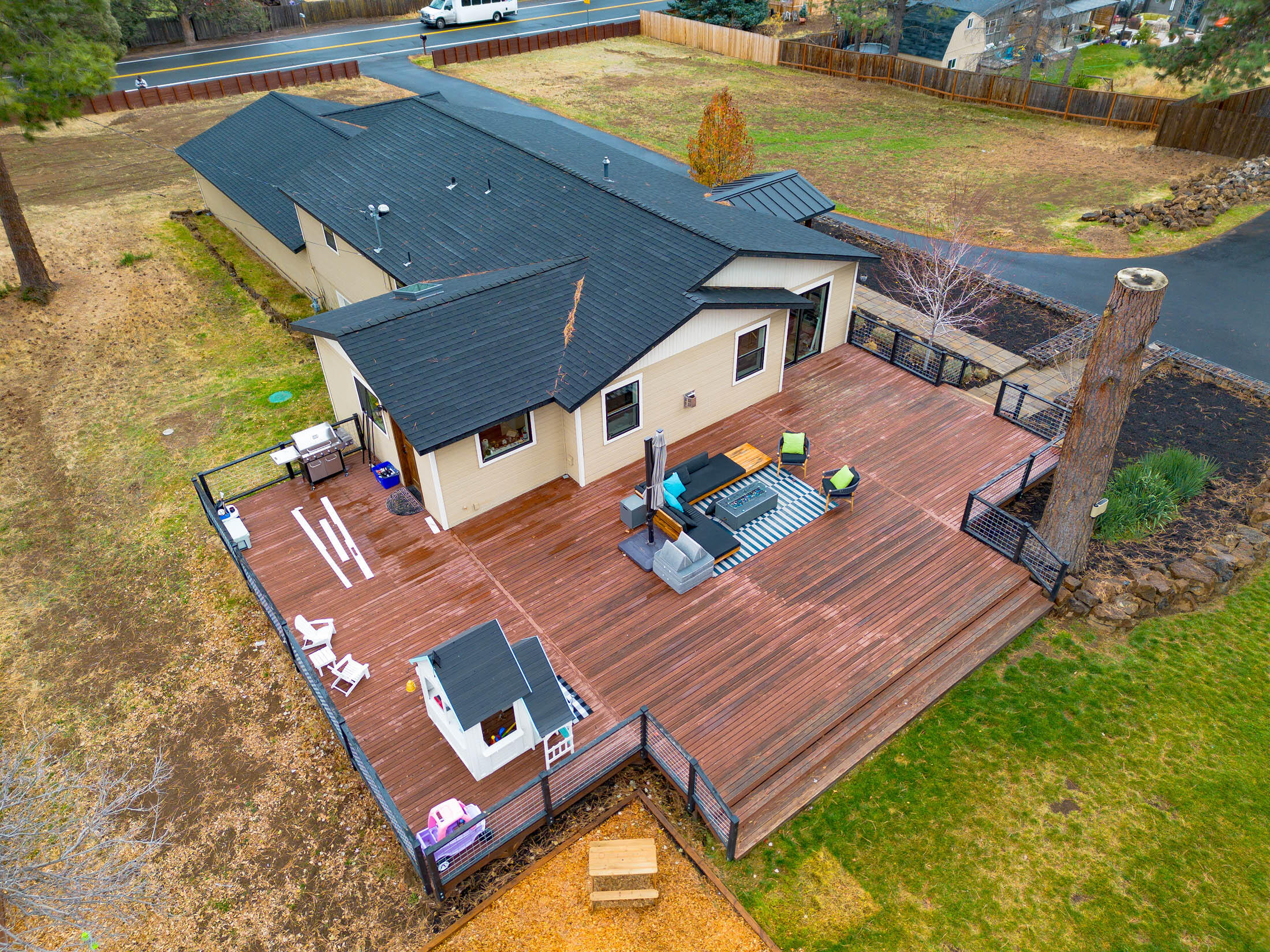 61151 Parrell Road Bend, OR 97702 - Photo 28 of 47 Deck Aerial 3
