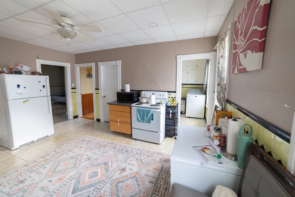 5 Suffield Street Worcester, MA 01610 - Photo 18 of 27