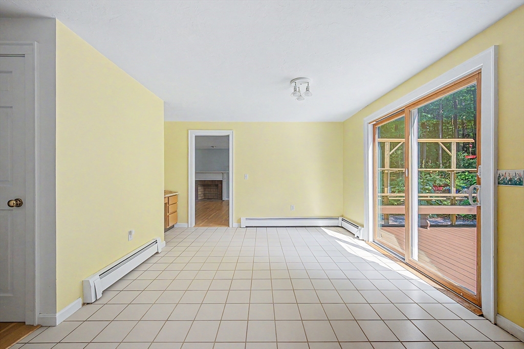29 Pond Street Hopkinton, MA 01748 - Photo 17 of 42