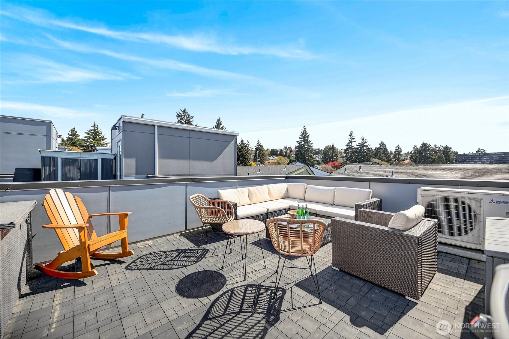 6320 41st Avenue Southwest, Unit B Seattle, WA 98136 - Photo 21 of 31 a roof view