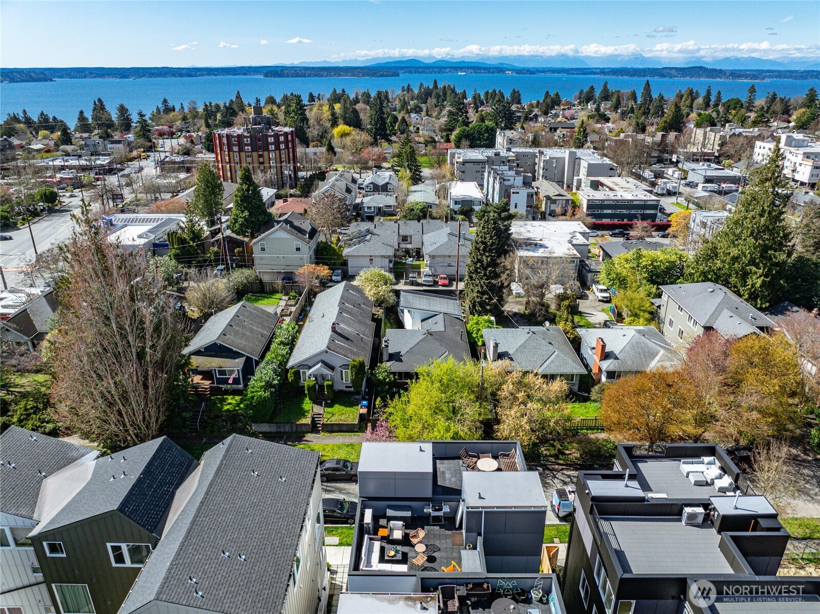 6320 41st Avenue Southwest, Unit B Seattle, WA 98136 - Photo 26 of 31