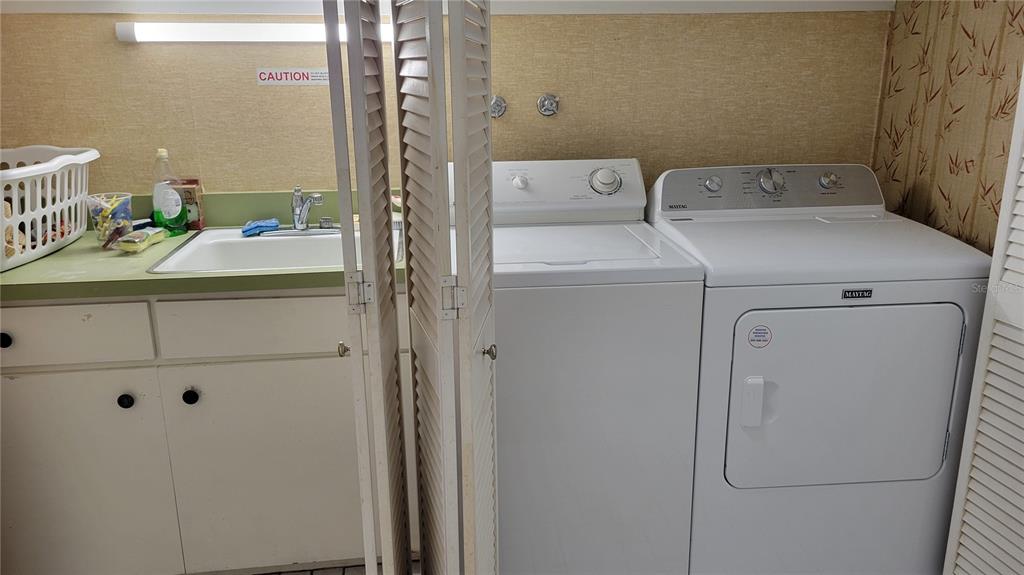 638 South Owl Drive Sarasota, FL 34236 - Photo 25 of 36