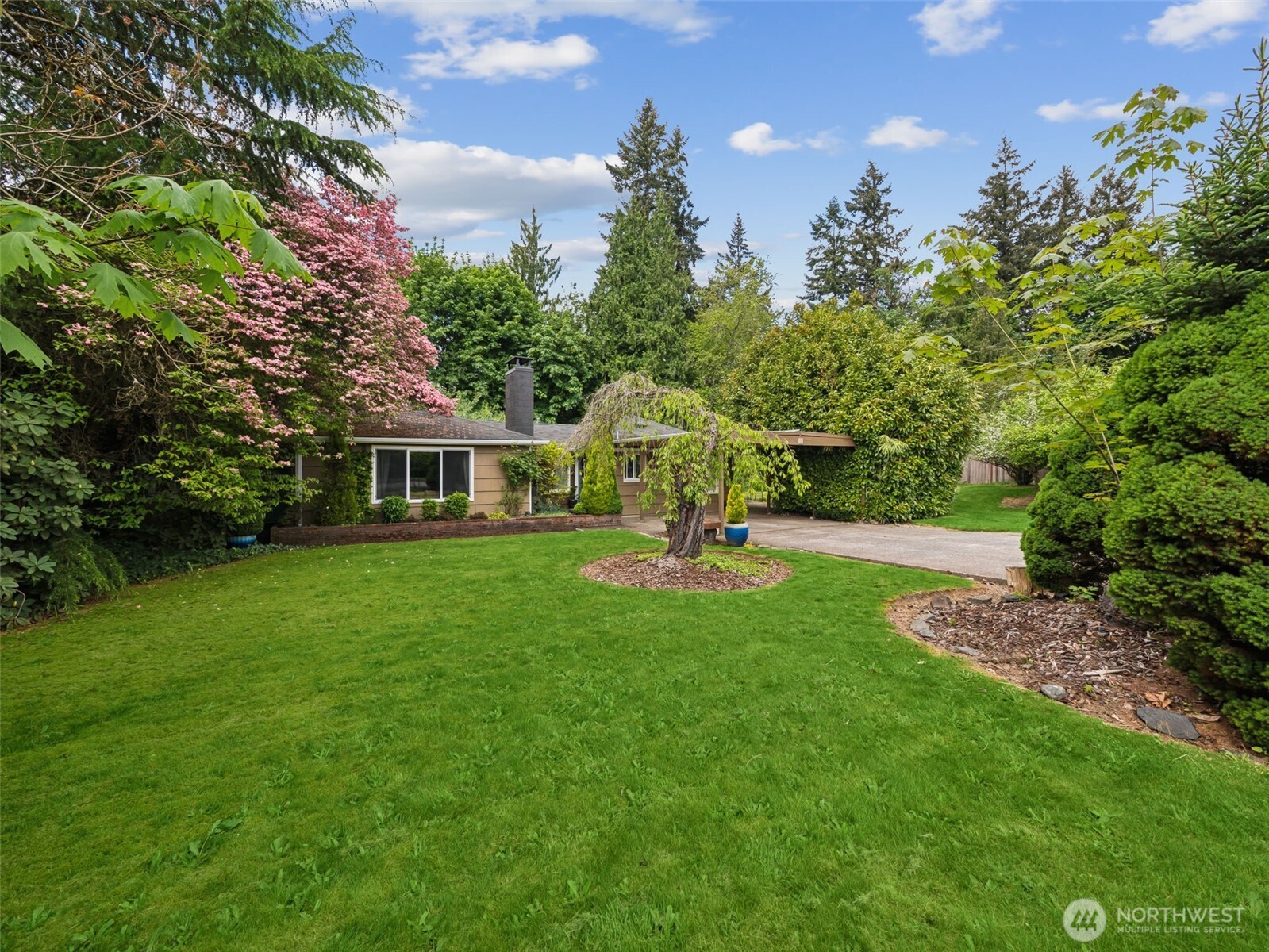 1213 Boulevard Road Southeast Olympia, WA 98501 - Photo 3 of 38