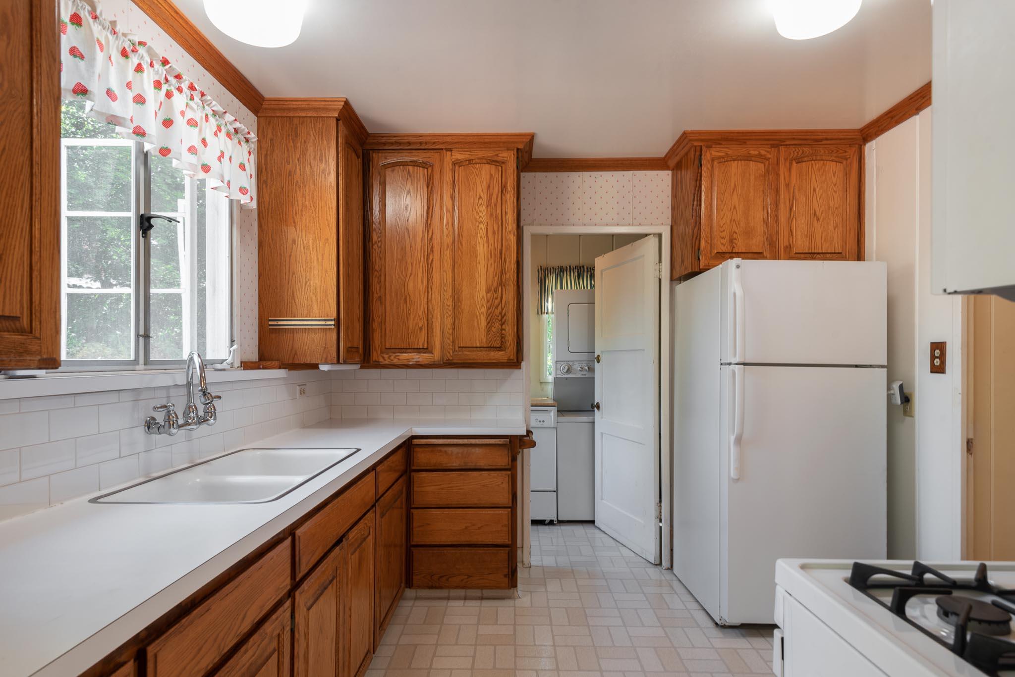 1018 Cheltenham Road Santa Barbara, CA 93105 - Photo 6 of 17 DSC_0628