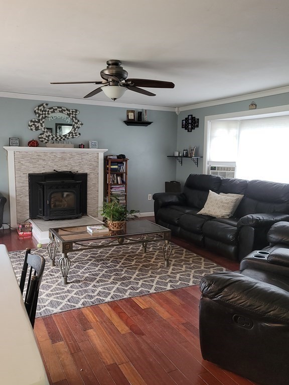 124 Point Grove Road Southwick, MA 01077 - Photo 7 of 18