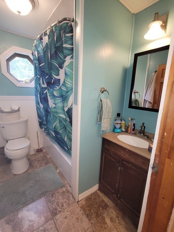 124 Point Grove Road Southwick, MA 01077 - Photo 10 of 18