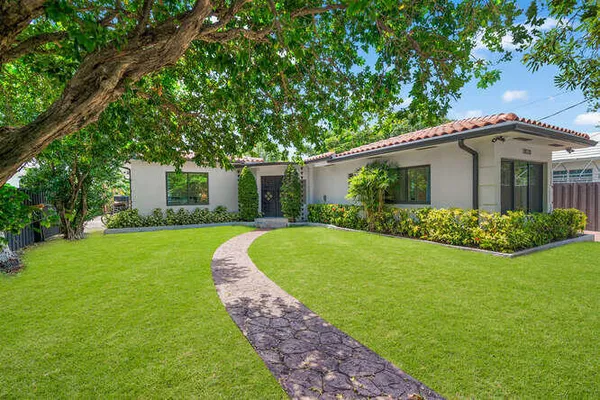 $2,650,000 | 7820 Hawthorne Avenue, Miami Beach, FL 33141
