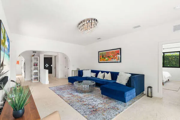 $2,650,000 | 7820 Hawthorne Avenue, Miami Beach, FL 33141