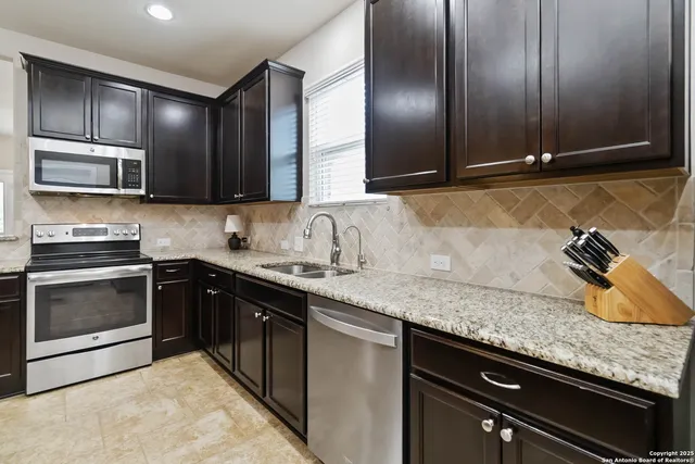 $382,000 | 7632 Mission Summit, Boerne, TX 78015