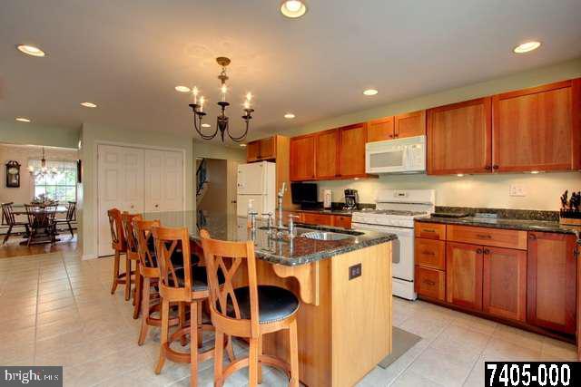 154 Kirch Road York, PA 17402 - Photo 6 of 25