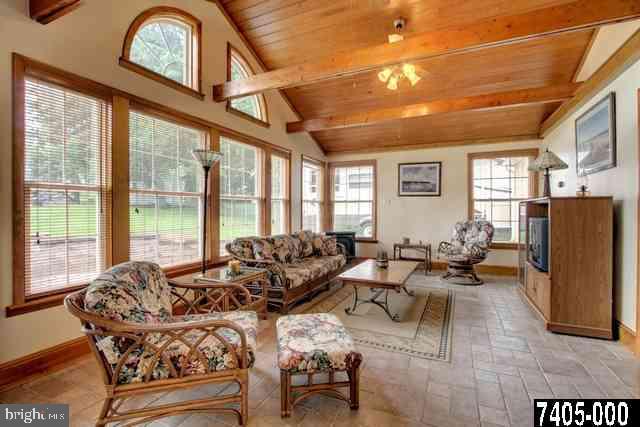 154 Kirch Road York, PA 17402 - Photo 8 of 25