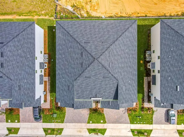 $2,900 | 1037 Splash Shot Place, Davenport, FL 33896