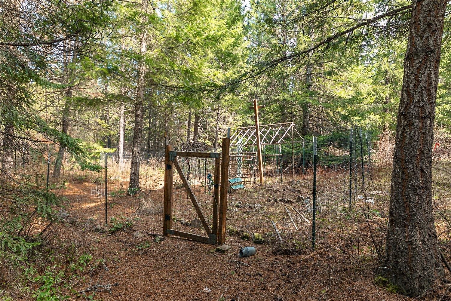 963 Thompson Road Elk, WA 99009 - Photo 20 of 30