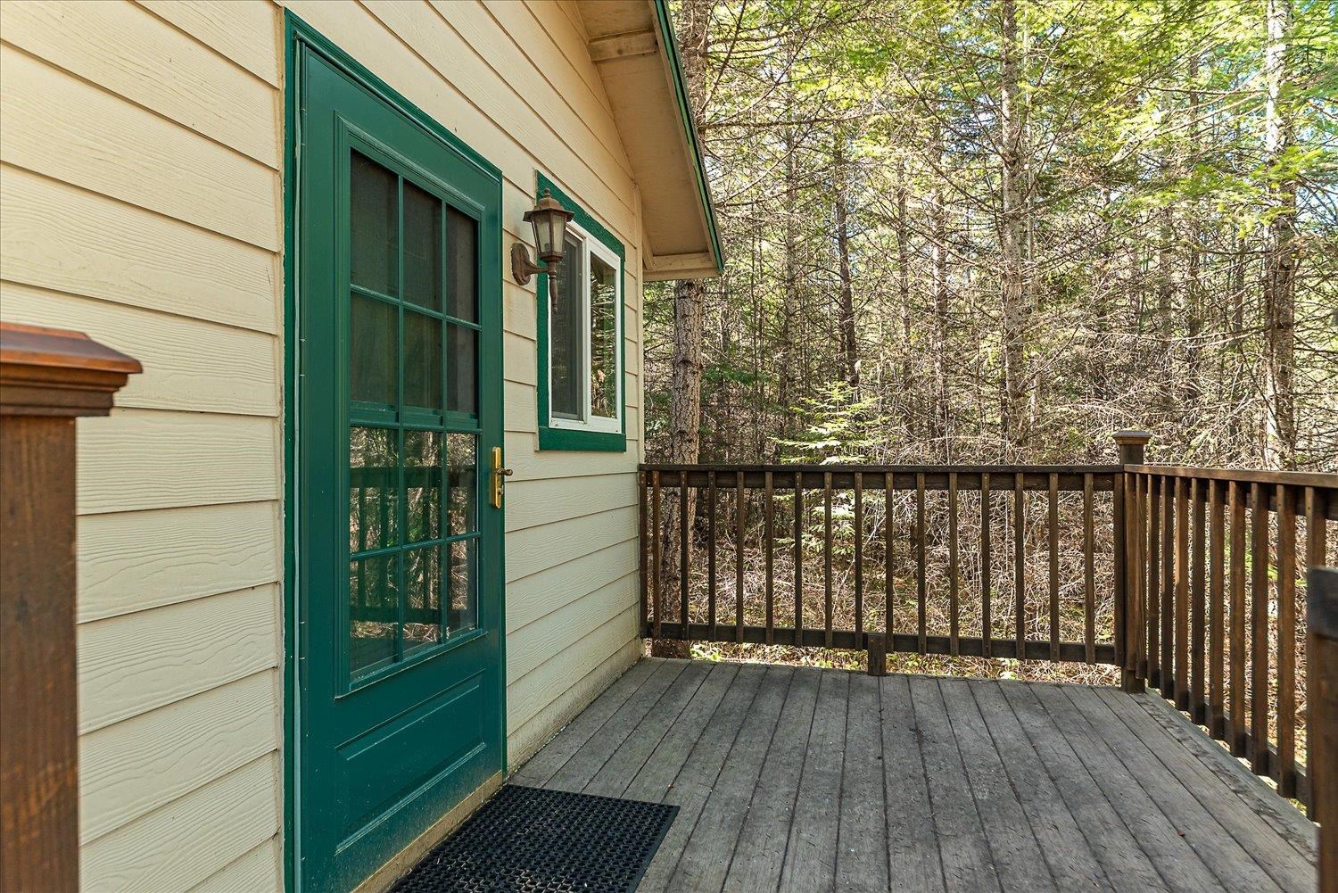 963 Thompson Road Elk, WA 99009 - Photo 3 of 30