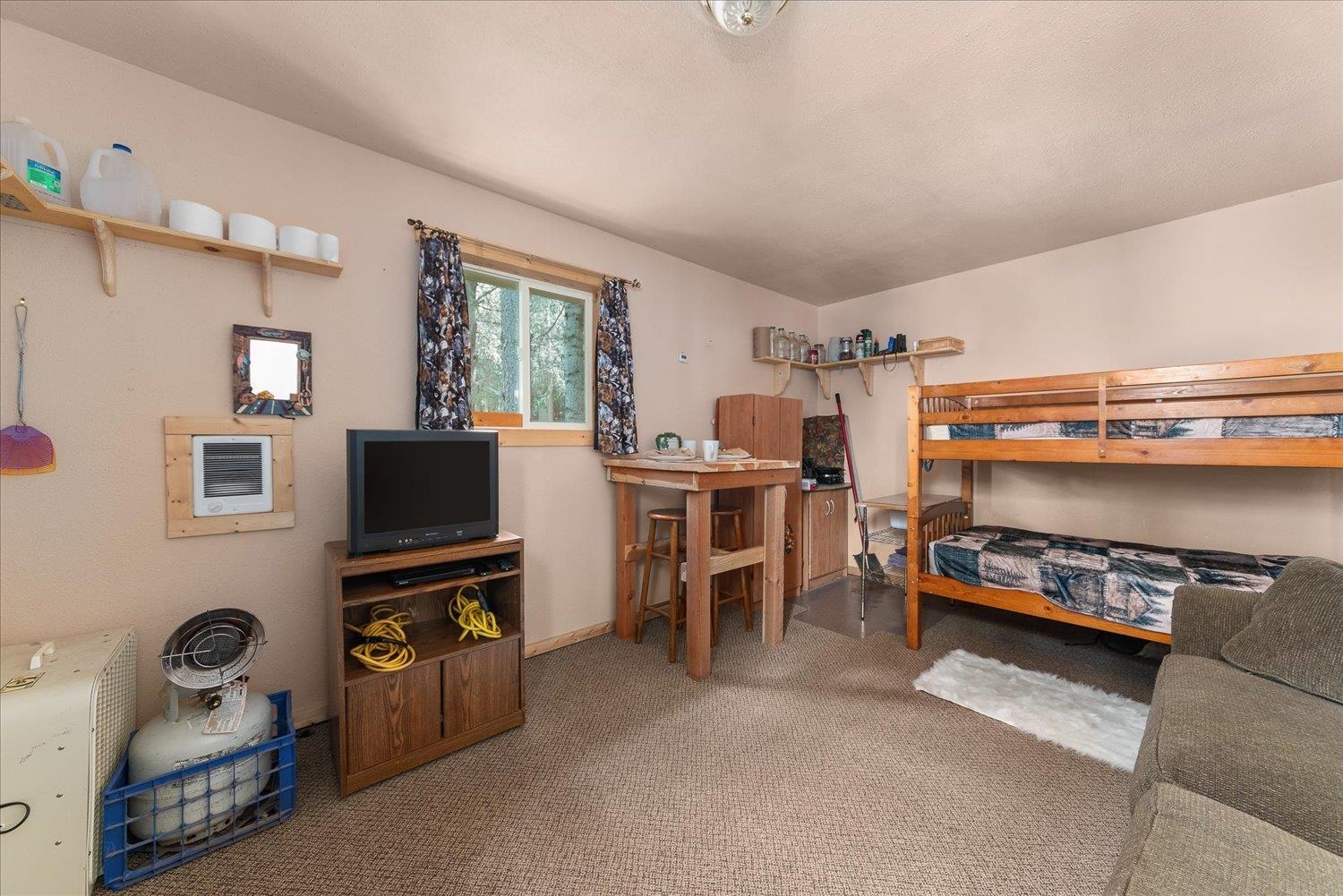 963 Thompson Road Elk, WA 99009 - Photo 5 of 30