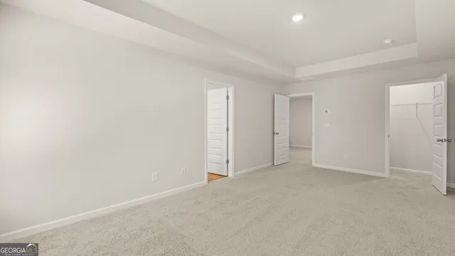 an empty room with an entryway