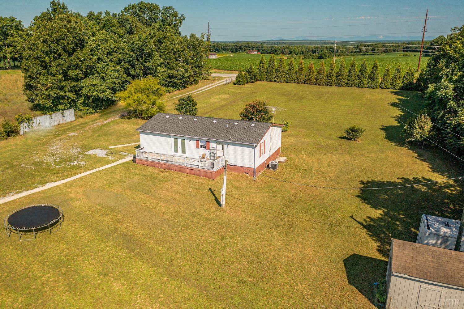 1058 Long Island Road Gladys, VA 24554 - Photo 12 of 51 Gallery Image 12
