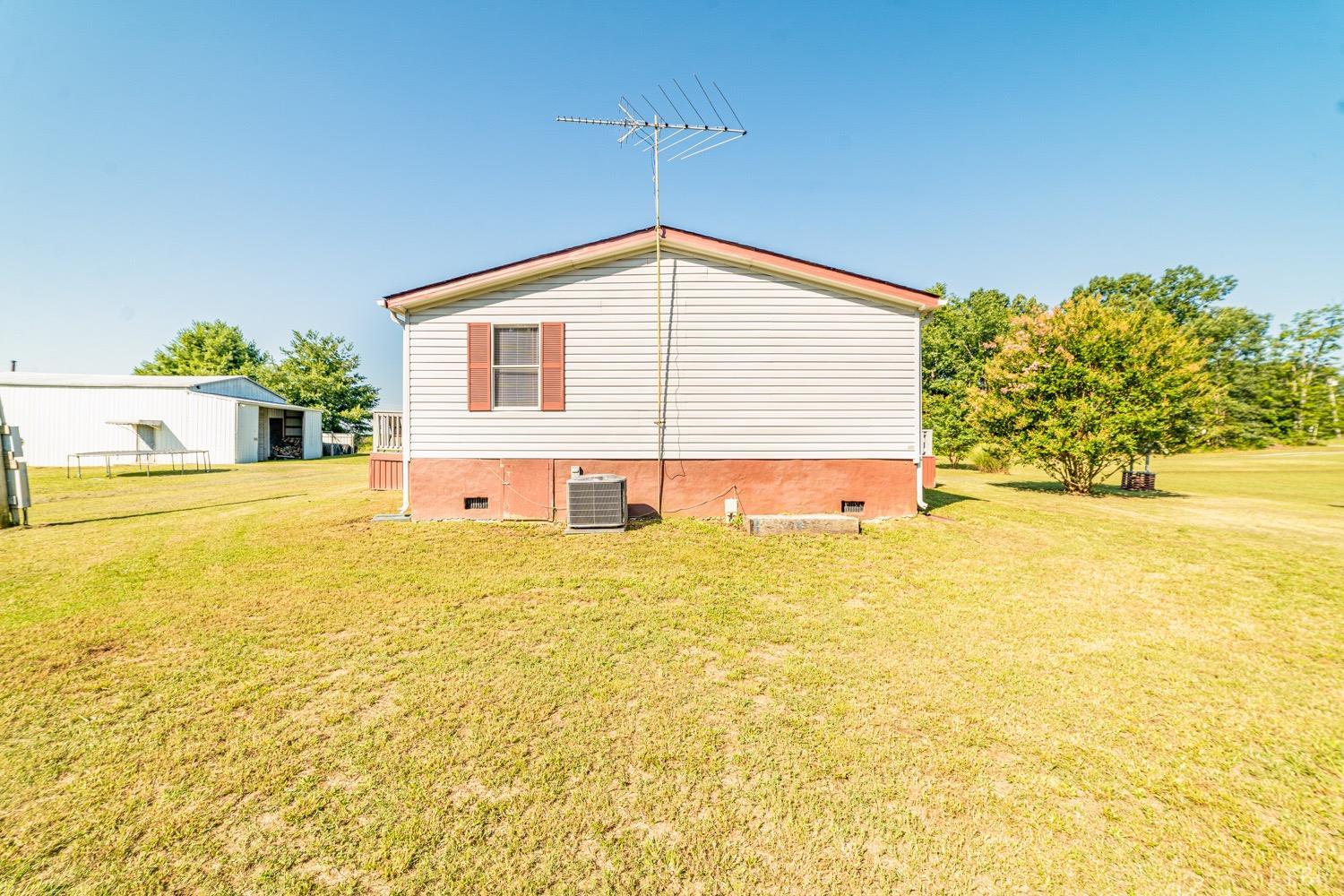 1058 Long Island Road Gladys, VA 24554 - Photo 17 of 51 Gallery Image 17