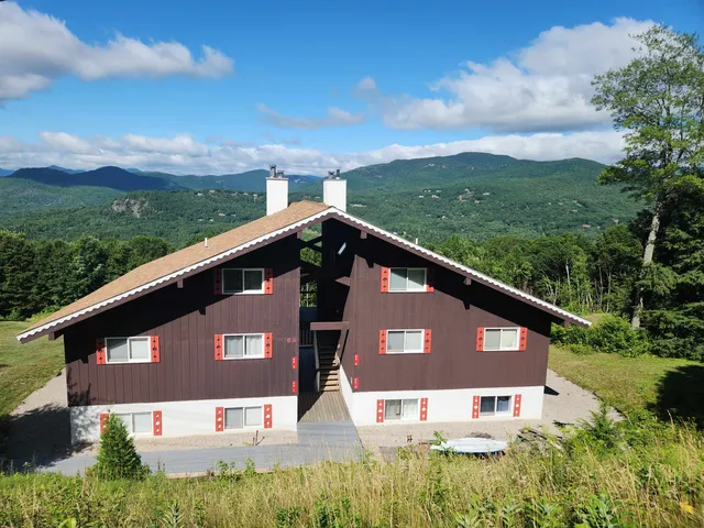 $386,900 | 6 Summit Vista Road, Unit 6A1, Bartlett, NH 03845