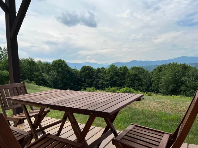 $386,900 | 6 Summit Vista Road, Unit 6A1, Bartlett, NH 03845