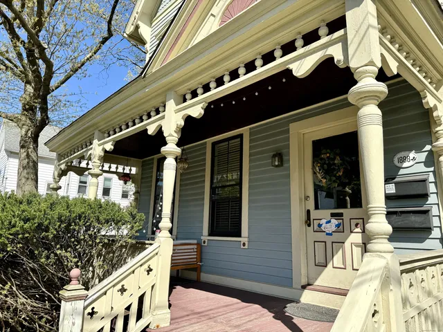 $2,150 | 109 Foster Street, Unit 1, New Haven, CT 06511