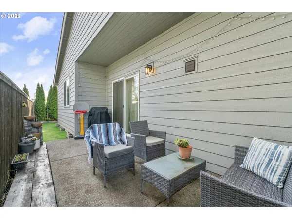 $435,000 | 260 Northeast Liberty Lane, Estacada, OR 97023