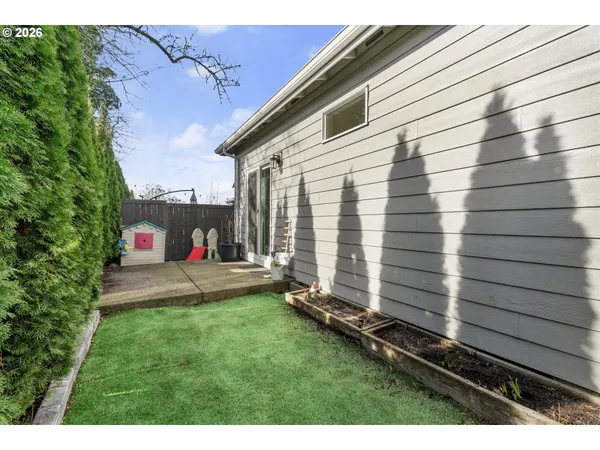 $435,000 | 260 Northeast Liberty Lane, Estacada, OR 97023