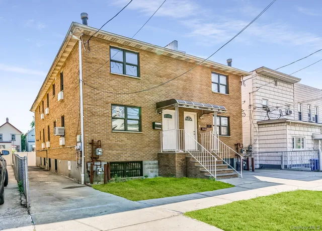 $3,500 | 1209 East 93rd Street, Unit 2 | Canarsie