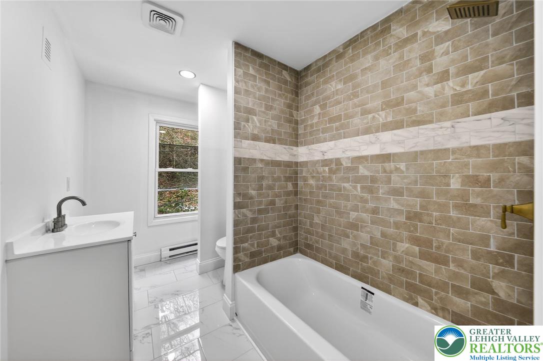 51 Spring Street Lehighton, PA 18235 - Photo 11 of 18