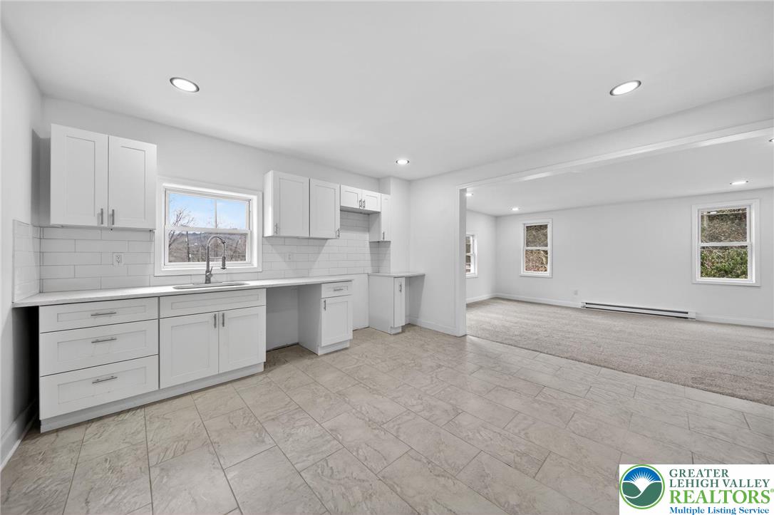 51 Spring Street Lehighton, PA 18235 - Photo 4 of 18