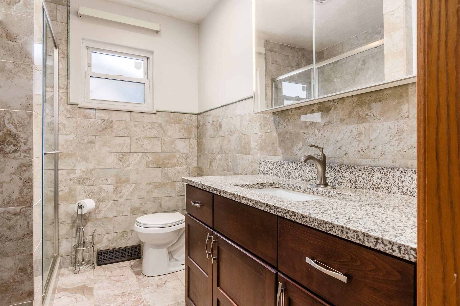 4353 Alkire Road Grove City, OH 43123 - Photo 7 of 32 7